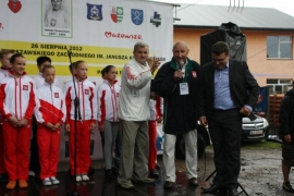 551651_481114971913652_1127458148_n