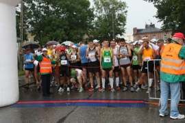 555611_481115061913643_485716711_n